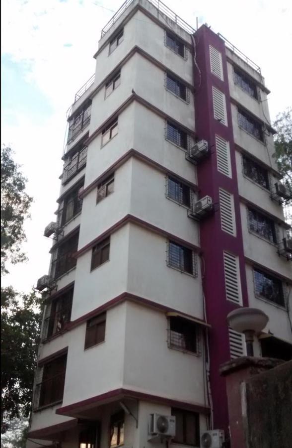 Hotel Galaxy Comforts Mumbai Bagian luar foto