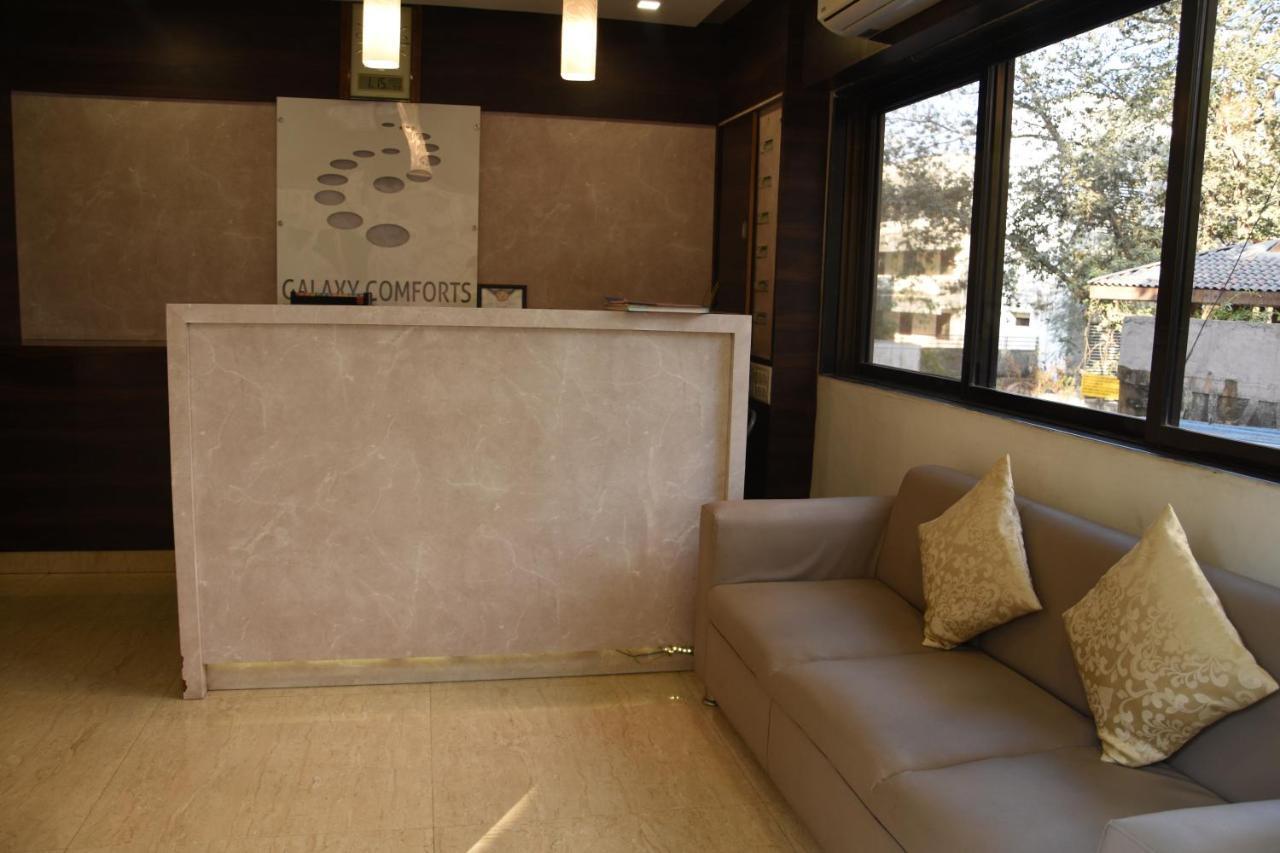 Hotel Galaxy Comforts Mumbai Bagian luar foto